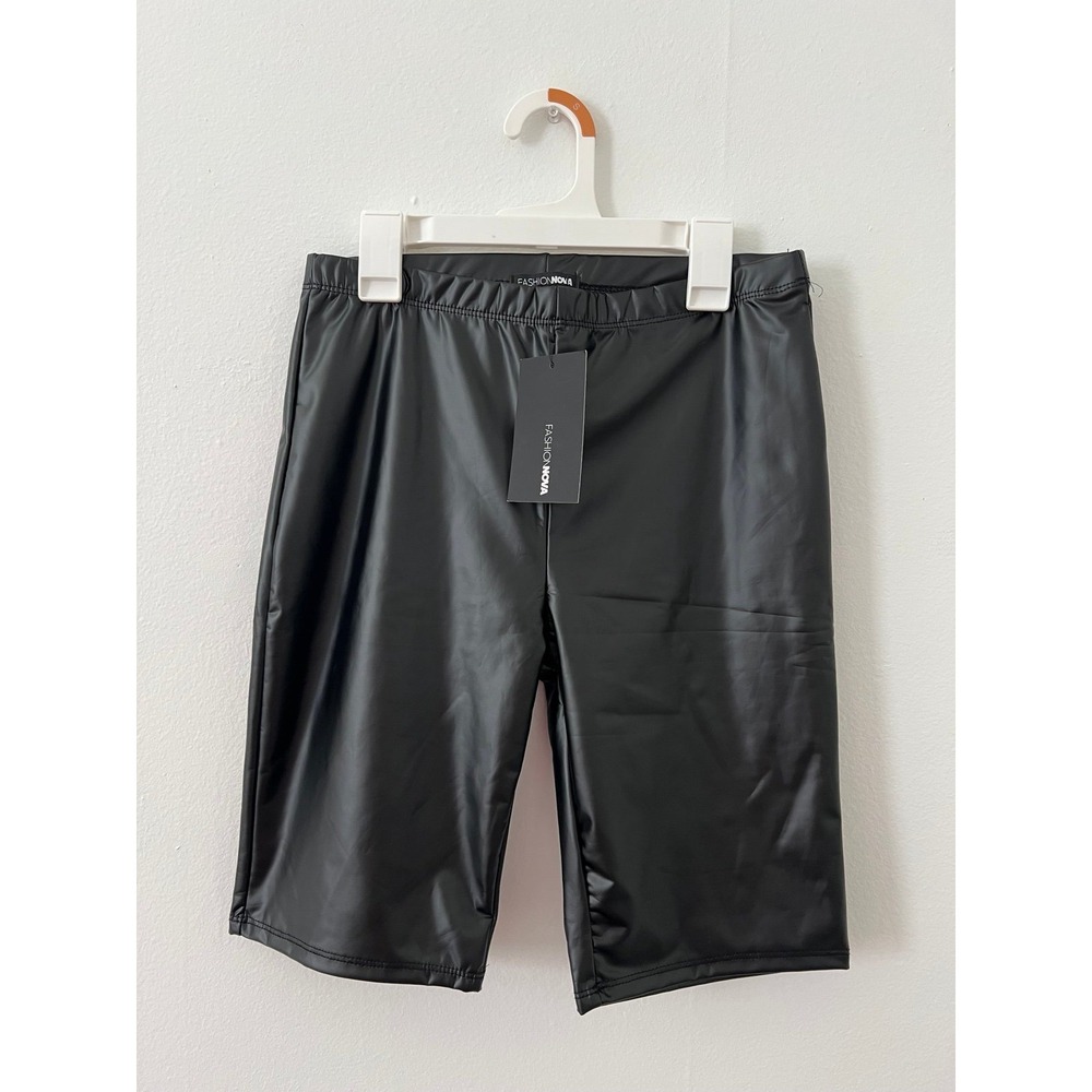 Fashion Nova Biker Shorts - size M‎